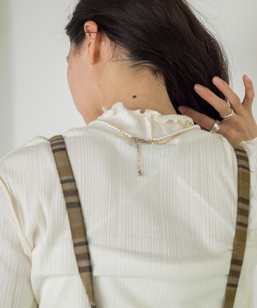 w closet（ダブルクローゼット）の「ランダムテレコハイネックプルオーバー（Tシャツ/カットソー・レディース・ブラック/オフホワイト/ライム・FREE）」の12枚目の写真