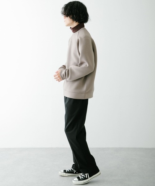 ITEMS URBANRESEARCH（アイテムズ アーバンリサーチ）の「ダンボール ラグランクルーネック（スウェット・メンズ・ブラウン/ベージュ/グレー/ブラック・LARGE/MEDIUM）」の12枚目の写真