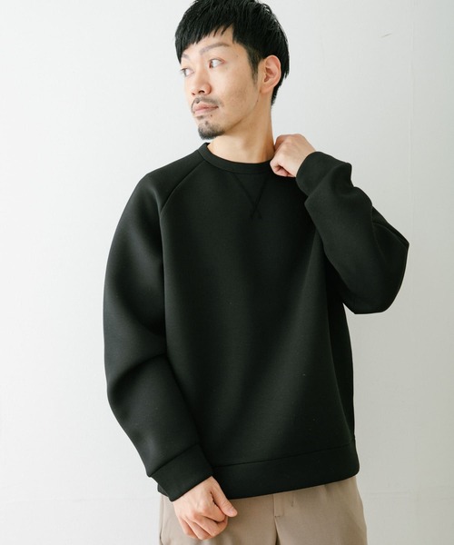 ITEMS URBANRESEARCH（アイテムズ アーバンリサーチ）の「ダンボール ラグランクルーネック（スウェット・メンズ・ブラウン/ベージュ/グレー/ブラック・LARGE/MEDIUM）」の15枚目の写真