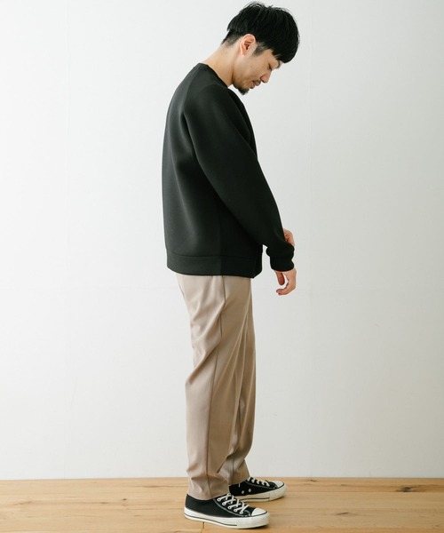 ITEMS URBANRESEARCH（アイテムズ アーバンリサーチ）の「ダンボール ラグランクルーネック（スウェット・メンズ・ブラウン/ベージュ/グレー/ブラック・LARGE/MEDIUM）」の19枚目の写真