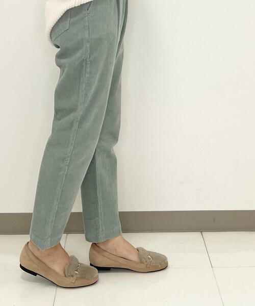 SHOO・LA・RUE（シューラルー）の「◆【S-3L】コーデュロイ イージーテーパードパンツ（その他パンツ・レディース・ベージュ/ライトグリーン/アイボリー/サンドベージュ・02/05/01/03/04）」の5枚目の写真