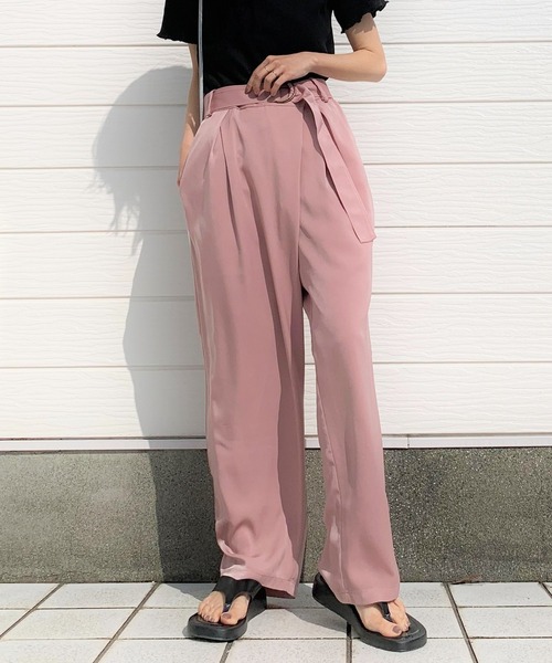 Q（キュー）の「アシメラップベルトパンツ（その他パンツ・レディース・オリーブ/ピンク・MEDIUM）」の17枚目の写真