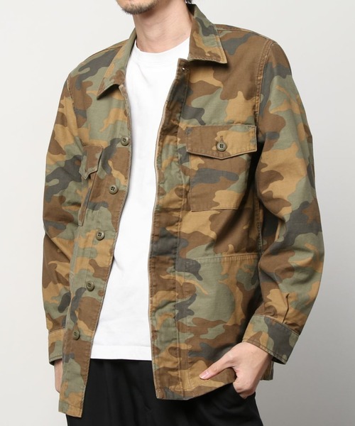 Maison Kitsune(メゾンキツネ)の「Camp Print Camo Military Jacket(ミリタリージャケット・メンズ・カーキ系/ベージュ系その他・XL/L/S/M/XS)」の7枚目の写真