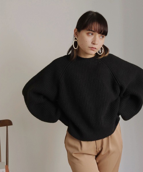 HER CLOSET（ハークローゼット）の「【shemoshelly】片畦ラグランスリーブニットプルオーバー（ニット/セーター・レディース・ブラック/ベージュ/ブルー/ライトグリーン/マスタード・M）」の6枚目の写真