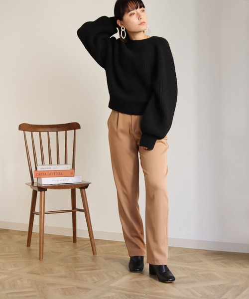 HER CLOSET（ハークローゼット）の「【shemoshelly】片畦ラグランスリーブニットプルオーバー（ニット/セーター・レディース・ブラック/ベージュ/ブルー/ライトグリーン/マスタード・M）」の12枚目の写真