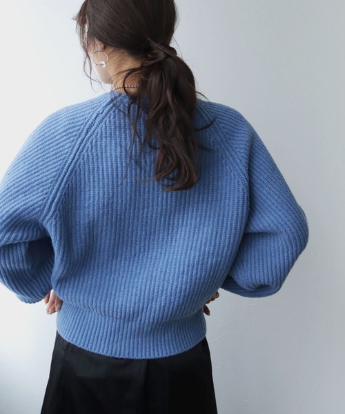 HER CLOSET（ハークローゼット）の「【shemoshelly】片畦ラグランスリーブニットプルオーバー（ニット/セーター・レディース・ブラック/ベージュ/ブルー/ライトグリーン/マスタード・M）」の15枚目の写真