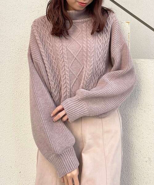 MAJESTIC LEGON(マジェスティックレゴン)の「ショートタートルニット(ニット/セーター・レディース・ブラック/ベージュ/グレー/アイボリー・MEDIUM)」の3枚目の写真