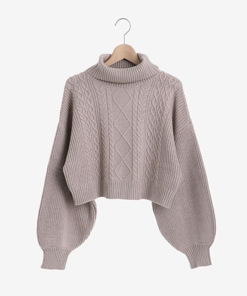 MAJESTIC LEGON(マジェスティックレゴン)の「ショートタートルニット(ニット/セーター・レディース・ブラック/ベージュ/グレー/アイボリー・MEDIUM)」の7枚目の写真