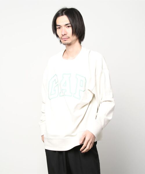 GAP(ギャップ)の「オーバーサイズ GAPロゴ クルーネック スウェット(スウェット・メンズ・パープル/オフホワイト・M/S/XS/L/XL/XXS)」の5枚目の写真