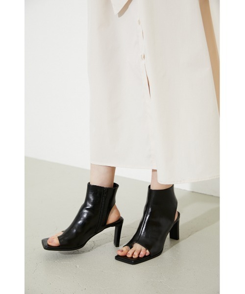 rienda（リエンダ）の「トングブーティー（サンダル・レディース・ブラック/ライトグリーン/アイボリー・SMALL/MEDIUM/LARGE）」の11枚目の写真