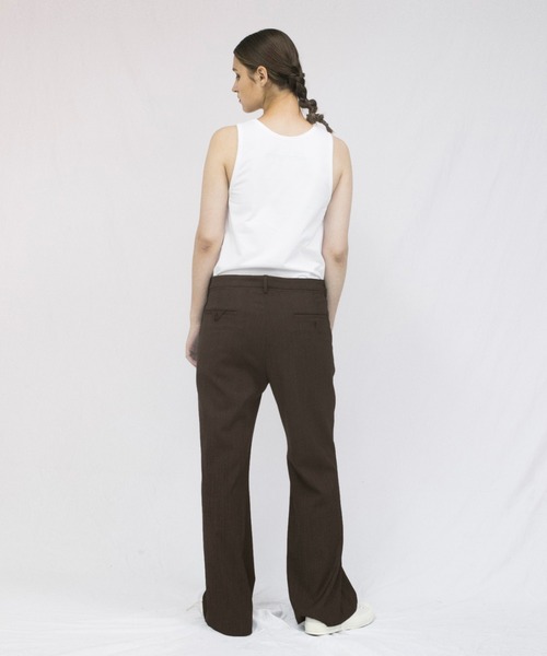 VOAAOV(ヴォアーブ)の「【VOAAOV】 wool like polyester flare pants(その他パンツ・メンズ・チャコールグレー/ブラック/ブラウン・1/2)」の4枚目の写真