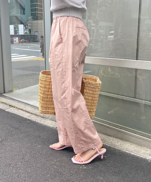 Omekashi(オメカシ)の「スクエアストラップヒールサンダル(サンダル・レディース・オフホワイト/ブラック/ブラウン/ピンク・36/37/38)」の19枚目の写真