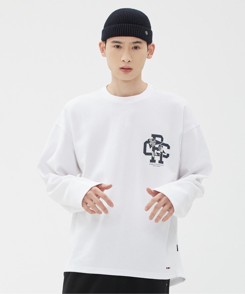 ROMANTIC CROWN(ロマンティッククラウン)の「【ROMANTIC CROWN】RC CLUB FLAG LONG SLEEVE / RC CLUB フラッグ グラフィック ロングスリーブ Tシャツ(Tシャツ/カットソー・メンズ・ブラック/ホワイト・MEDIUM/LARGE/SMALL/X-LARGE)」の5枚目の写真