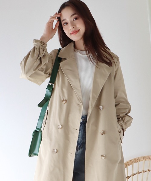 BLUEEAST(ブルーイースト)の「ボリュームスリーブトレンチコート(トレンチコート・レディース・ベージュ/カーキ/アイボリー・MEDIUM)」の11枚目の写真