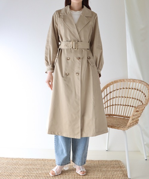 BLUEEAST(ブルーイースト)の「ボリュームスリーブトレンチコート(トレンチコート・レディース・ベージュ/カーキ/アイボリー・MEDIUM)」の19枚目の写真