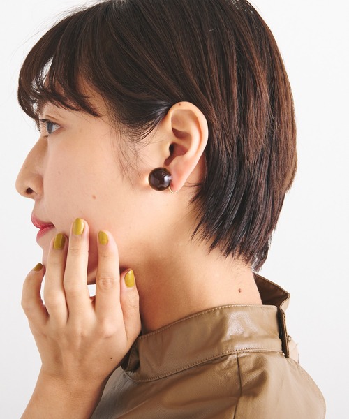ear PAPILLONNER（イアパピヨネ）の「ヴィトライユ玉イヤリング（イヤリング・レディース・パープル・FREE）」の9枚目の写真