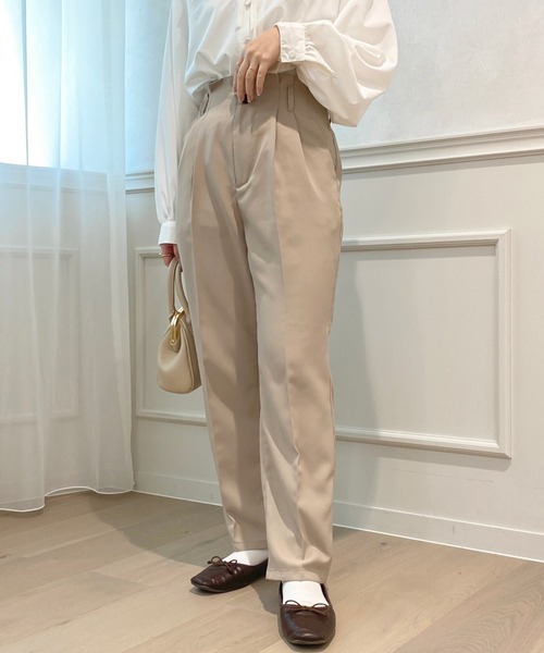 apres jour（アプレジュール）の「アソートMILKテーパードパンツ【ZOZOTOWN限定アイテム】（その他パンツ・レディース・その他/オレンジ系その他/ベージュ/ブルー系その他/アイボリー/ブラック/ブラック系その他/モカ/ピンク・MEDIUM/SMALL/X-LARGE）」の6枚目の写真