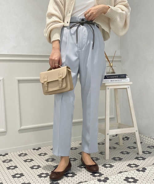 apres jour（アプレジュール）の「アソートMILKテーパードパンツ【ZOZOTOWN限定アイテム】（その他パンツ・レディース・その他/オレンジ系その他/ベージュ/ブルー系その他/アイボリー/ブラック/ブラック系その他/モカ/ピンク・MEDIUM/SMALL/X-LARGE）」の7枚目の写真