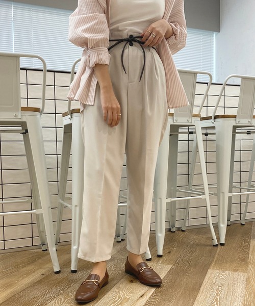 apres jour（アプレジュール）の「アソートMILKテーパードパンツ【ZOZOTOWN限定アイテム】（その他パンツ・レディース・その他/オレンジ系その他/ベージュ/ブルー系その他/アイボリー/ブラック/ブラック系その他/モカ/ピンク・MEDIUM/SMALL/X-LARGE）」の11枚目の写真