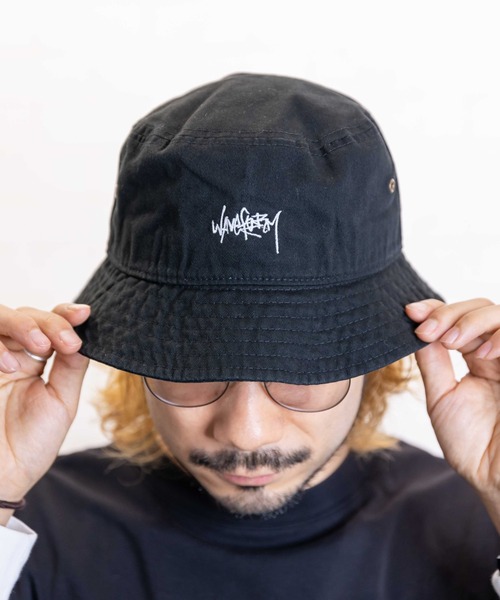 無（ム）の「GRAFFITI BUCKET HAT【グラフィティバケットハット】（ハット・レディース・カーキ/グレー/ベージュ/ブラック/ピンク・FREE）」の2枚目の写真
