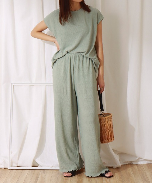 libelle more(リベル モア)の「楊柳プリーツスムース トップス+パンツセット(セットアップ・レディース・ブラック/ブラウン/ライトカーキ/グレイッシュベージュ・M/L)」の4枚目の写真