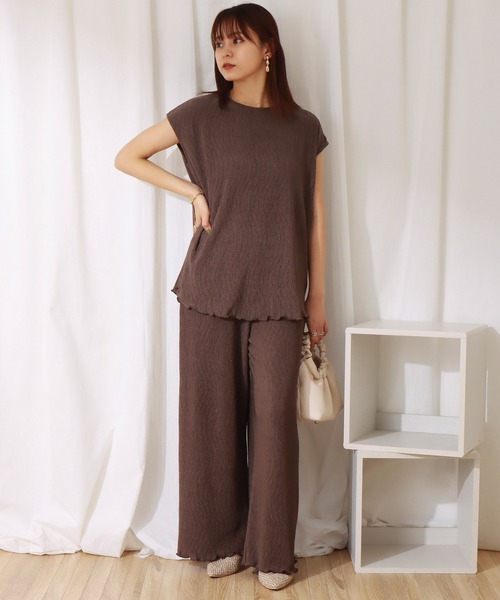 libelle more(リベル モア)の「楊柳プリーツスムース トップス+パンツセット(セットアップ・レディース・ブラック/ブラウン/ライトカーキ/グレイッシュベージュ・M/L)」の12枚目の写真