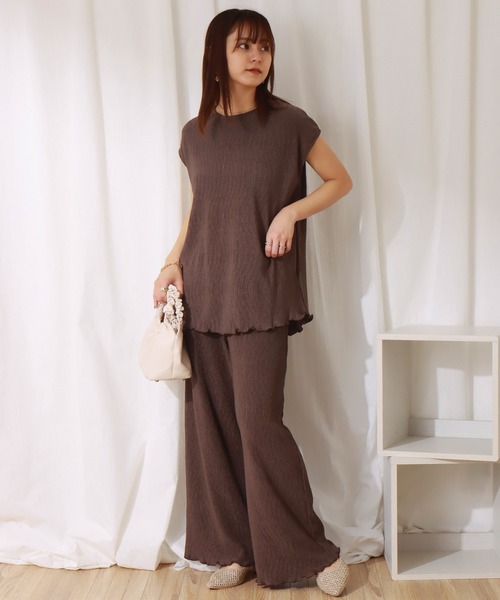 libelle more(リベル モア)の「楊柳プリーツスムース トップス+パンツセット(セットアップ・レディース・ブラック/ブラウン/ライトカーキ/グレイッシュベージュ・M/L)」の13枚目の写真