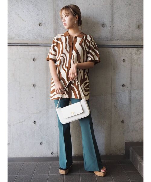 EVRIS（エヴリス）の「コルクスクエアトゥサンダル（サンダル・レディース・ブラック/アイボリー/その他1・SMALL/MEDIUM/LARGE）」の12枚目の写真