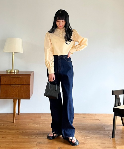 EPIMI E'PIMMY（エピミエピミー）の「2Wayバンドカラーブラウス（シャツ/ブラウス・レディース・ブラック/ベージュ/オフホワイト・MEDIUM）」の5枚目の写真