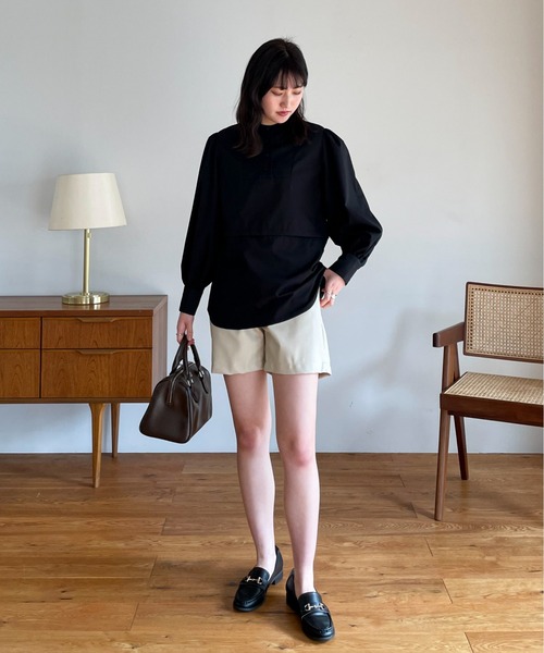 EPIMI E'PIMMY（エピミエピミー）の「2Wayバンドカラーブラウス（シャツ/ブラウス・レディース・ブラック/ベージュ/オフホワイト・MEDIUM）」の19枚目の写真