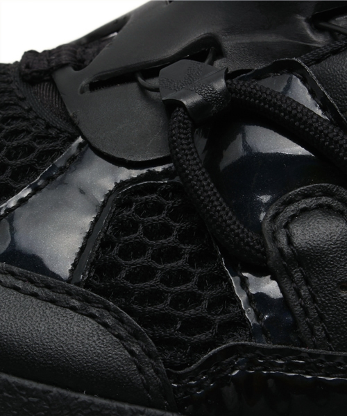 PUMA（プーマ）の「MY-87 (WOMEN)（スニーカー・レディース・ブラック/ホワイト・6/4/3/7/5）」の8枚目の写真