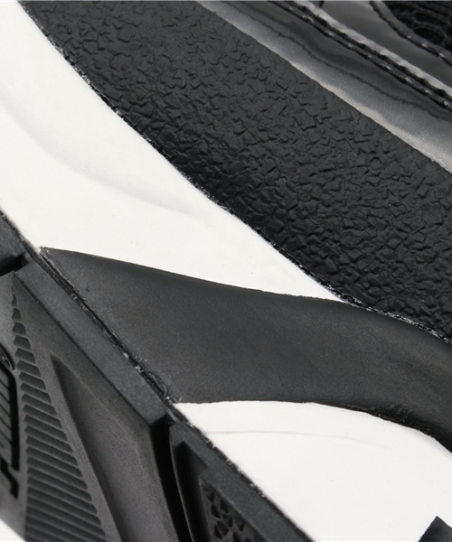 PUMA（プーマ）の「MY-87 (WOMEN)（スニーカー・レディース・ブラック/ホワイト・6/4/3/7/5）」の9枚目の写真