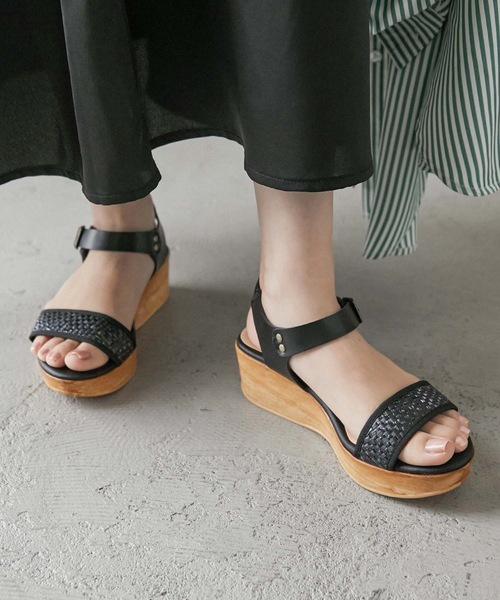Fashion Letter(ファッションレター)の「日本製ゴムストラップデザインウェッジサンダル 痛くないサンダル(サンダル・レディース・ブラック/ホワイト/ベージュ/ライトグリーン・S/M/L/LL)」の17枚目の写真