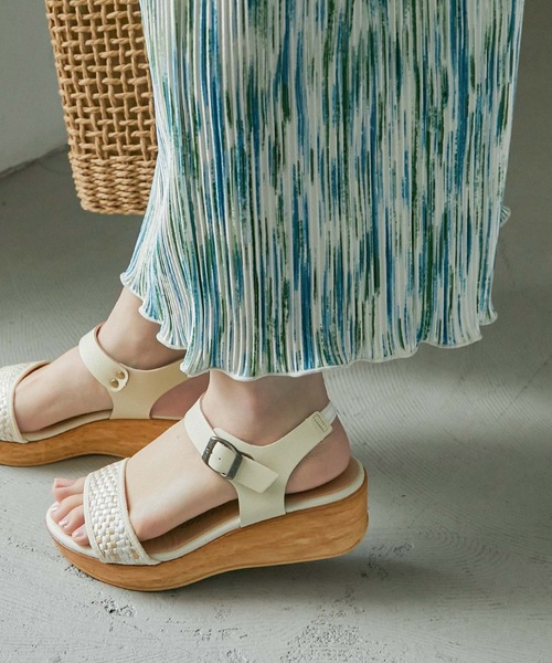 Fashion Letter(ファッションレター)の「日本製ゴムストラップデザインウェッジサンダル 痛くないサンダル(サンダル・レディース・ブラック/ホワイト/ベージュ/ライトグリーン・S/M/L/LL)」の8枚目の写真