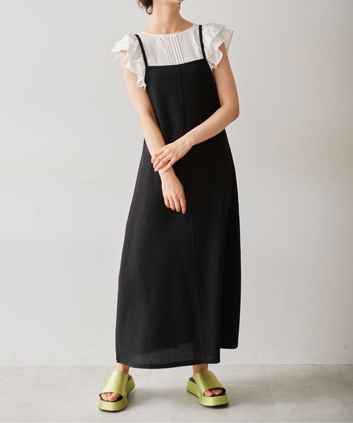 FREE'S MART（フリーズマート）の「◇シャーリングキャミソールワンピース（ワンピース・レディース・ブラック/ホワイト/ブルー・SMALL/MEDIUM）」の15枚目の写真