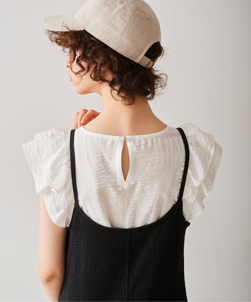 FREE'S MART（フリーズマート）の「◇シャーリングキャミソールワンピース（ワンピース・レディース・ブラック/ホワイト/ブルー・SMALL/MEDIUM）」の21枚目の写真