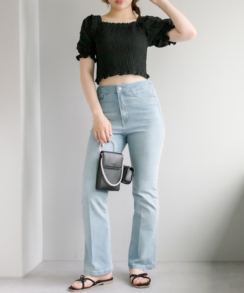 OLIVE des OLIVE（オリーブデオリーブ）の「バックリボンシャーリングブラウス（シャツ/ブラウス・レディース・ブラック/オフホワイト/ブルー・FREE）」の7枚目の写真