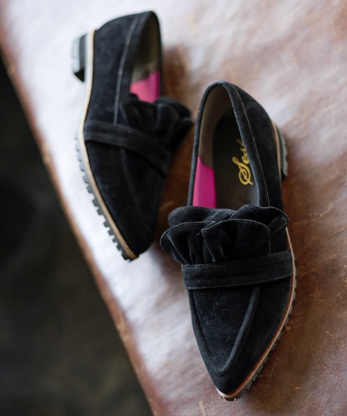 ラッフルデザインポインテッドトゥ厚底ローファーパンプス（パンプス