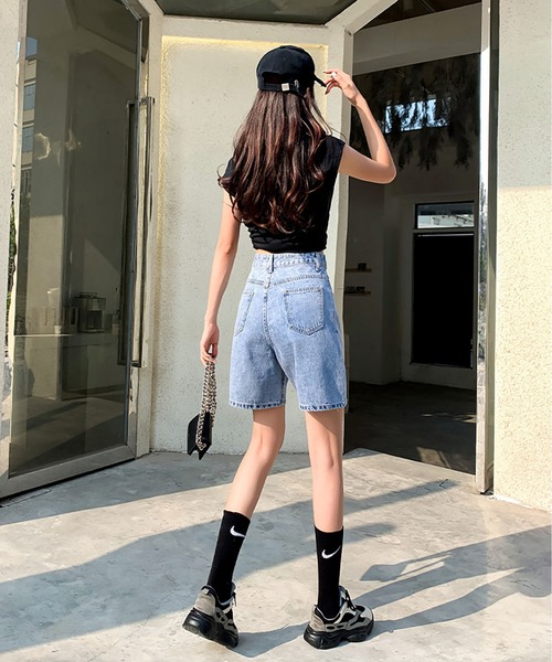 LOPASS(ロパス)の「デニムパンツ(デニムパンツ・レディース・ライトブルー/ブルー・S/M)」の7枚目の写真