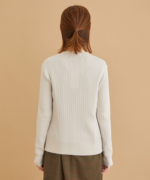 ROPE' PICNIC(ロペピクニック)の「ミニケーブルニット金釦カーディガン(カーディガン/ボレロ・レディース・ブラック/ベージュ系その他/ダークグリーン/マスタード・38)」の7枚目の写真