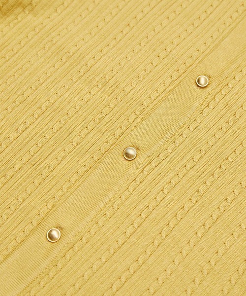 ROPE' PICNIC(ロペピクニック)の「ミニケーブルニット金釦カーディガン(カーディガン/ボレロ・レディース・ブラック/ベージュ系その他/ダークグリーン/マスタード・38)」の15枚目の写真