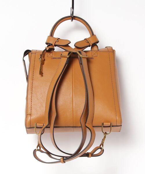 FOSSIL(フォッシル)の「PARKER BACKPACK ZB1797235(バックパック/リュック・レディース・キャメル・FREE)」の4枚目の写真
