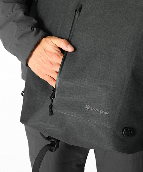 Snow Peak(スノーピーク)の「【SNOWPEAK / スノーピーク】4Way Dry Bag M(バックパック/リュック・メンズ・ブラック・FREE)」の10枚目の写真