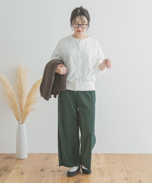 ITEMS URBANRESEARCH(アイテムズ アーバンリサーチ)の「プリーツシャーリングパンツ(その他パンツ・レディース・グリーン/ベージュ/ベージュ系その他/ブラック・FREE)」の8枚目の写真
