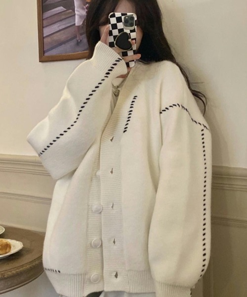 CLEA（クレア）の「リンキングオーバーサイズカーディガン（カーディガン/ボレロ・レディース・ブラック/ホワイト・FREE）」の3枚目の写真