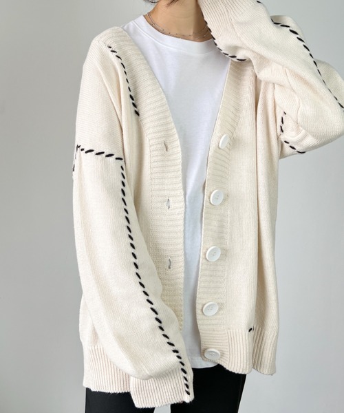 CLEA（クレア）の「リンキングオーバーサイズカーディガン（カーディガン/ボレロ・レディース・ブラック/ホワイト・FREE）」の17枚目の写真