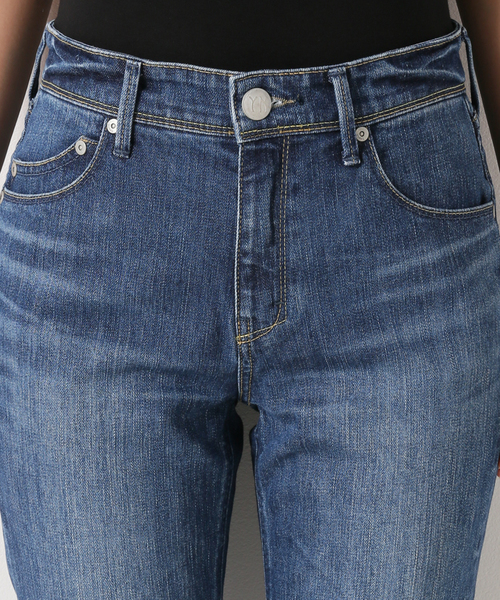IENA（イエナ）の「【YANUK/ヤヌーク】 RUTH Slim Tapered HNB 57101061 デニムパンツ（デニムパンツ・レディース・ブルー・22/25/26/24/23）」の7枚目の写真