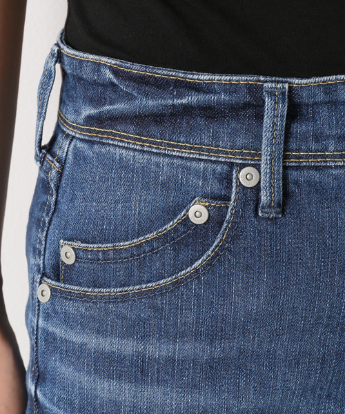 IENA（イエナ）の「【YANUK/ヤヌーク】 RUTH Slim Tapered HNB 57101061 デニムパンツ（デニムパンツ・レディース・ブルー・22/25/26/24/23）」の12枚目の写真