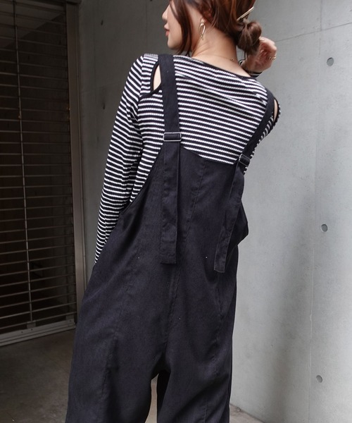 CORNERS(コーナーズ)の「コーディロイオールインワン(サロペット/オーバーオール・レディース・ブラック/カーキ/ベージュ系その他・M)」の13枚目の写真