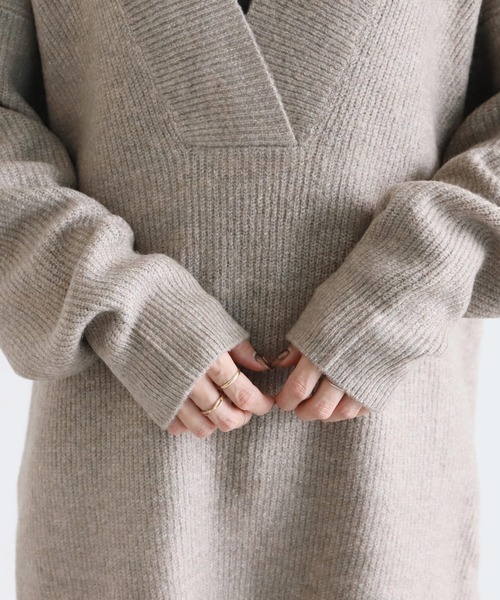 reca(レカ)の「深Vネックニットトップス(ニット/セーター・レディース・ブラック/ブルーグレー/オートミール/ダークベージュ/チャコールグレー・FREE)」の11枚目の写真